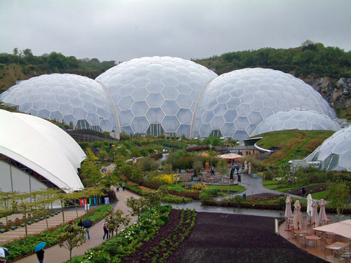 places to visit cornwall Eden project